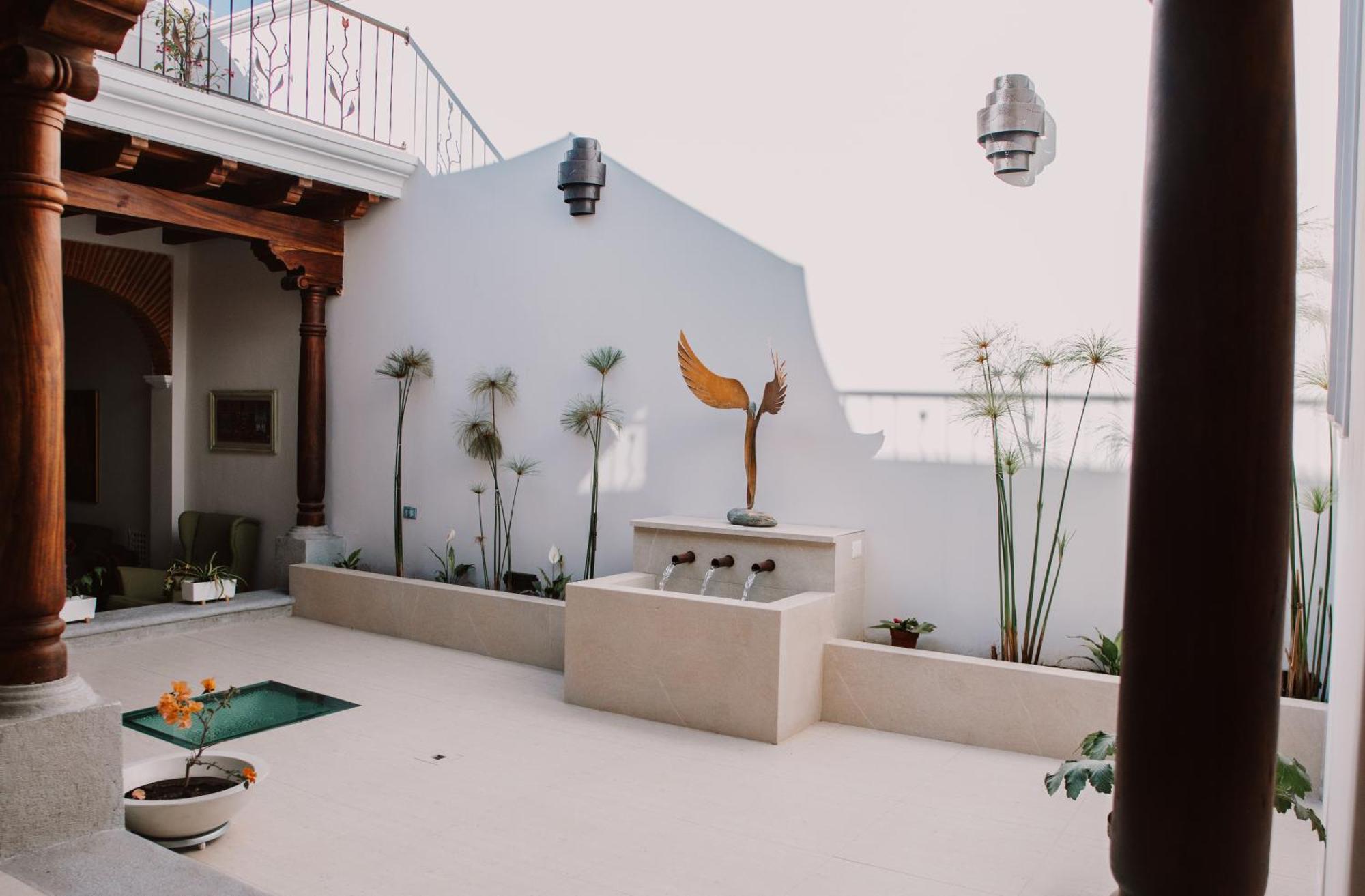 Baerehuus Boutique Hotel Antigua Exteriör bild